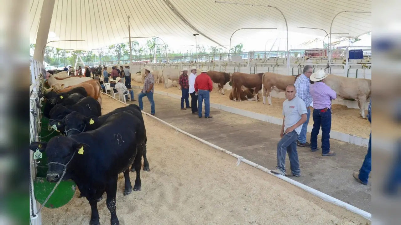 Más de 50 eventos ganaderos en la Feria Nacional Francisco Villa Durango 2023: Lauro Arce. FOTO: Archivo/Lorena Ríos