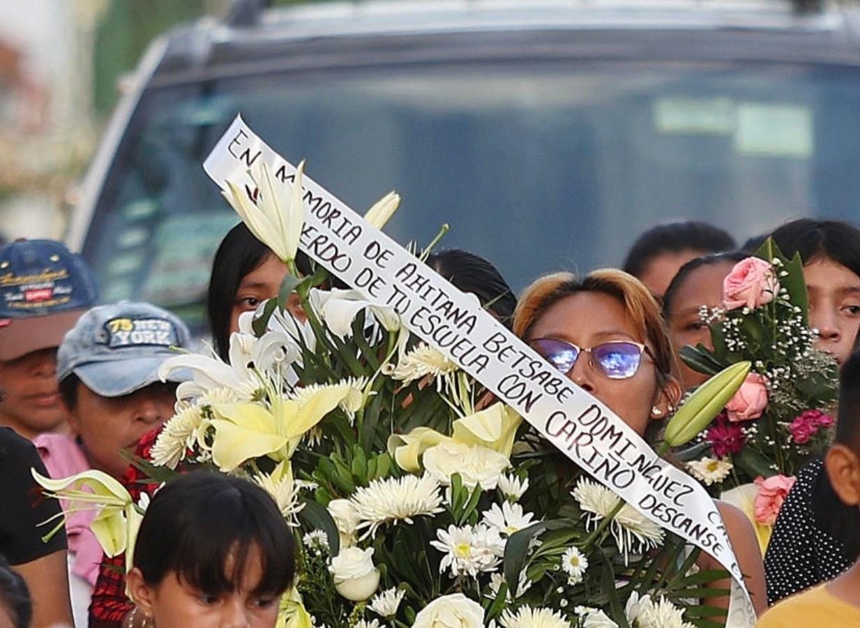 Patricio Domínguez, padre de la pequeña, señaló que ya interpusieron una demanda contra quien resulte responsable. Foto: Facebook Comunidad Quintana Roo.