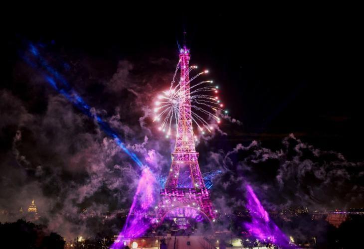 Manifestaciones y varios detenidos en París durante la fiesta nacional de Francia. Foto. PASCAL ROSSIGNOL