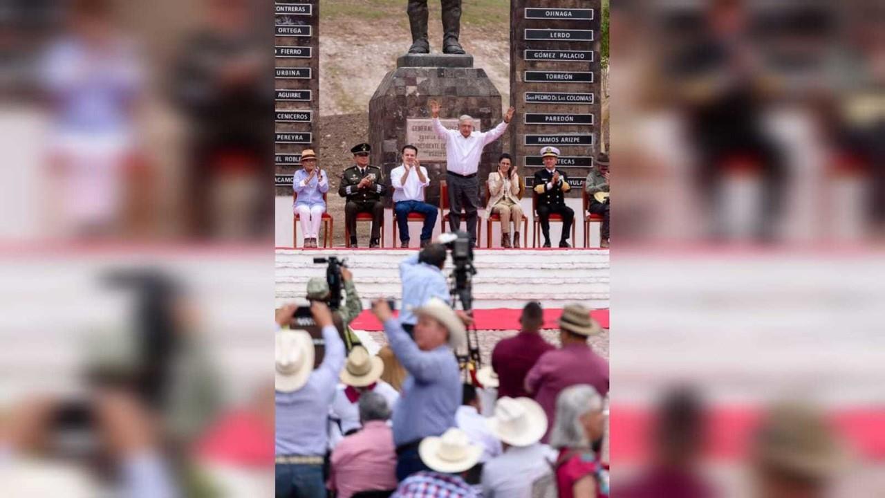 Estuvo presente el presidente AMLO en Durango para conmemorar el aniversario luctuoso de Francisco Villa. Foto: Facebook Esteban Villegas Villarreal.