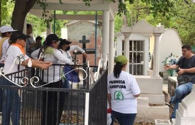 Revisan tumba y encuentran cuerpo embolsado en Sinaloa