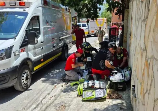 Muere albañil tras caerle piedras en la cabeza en Santiago