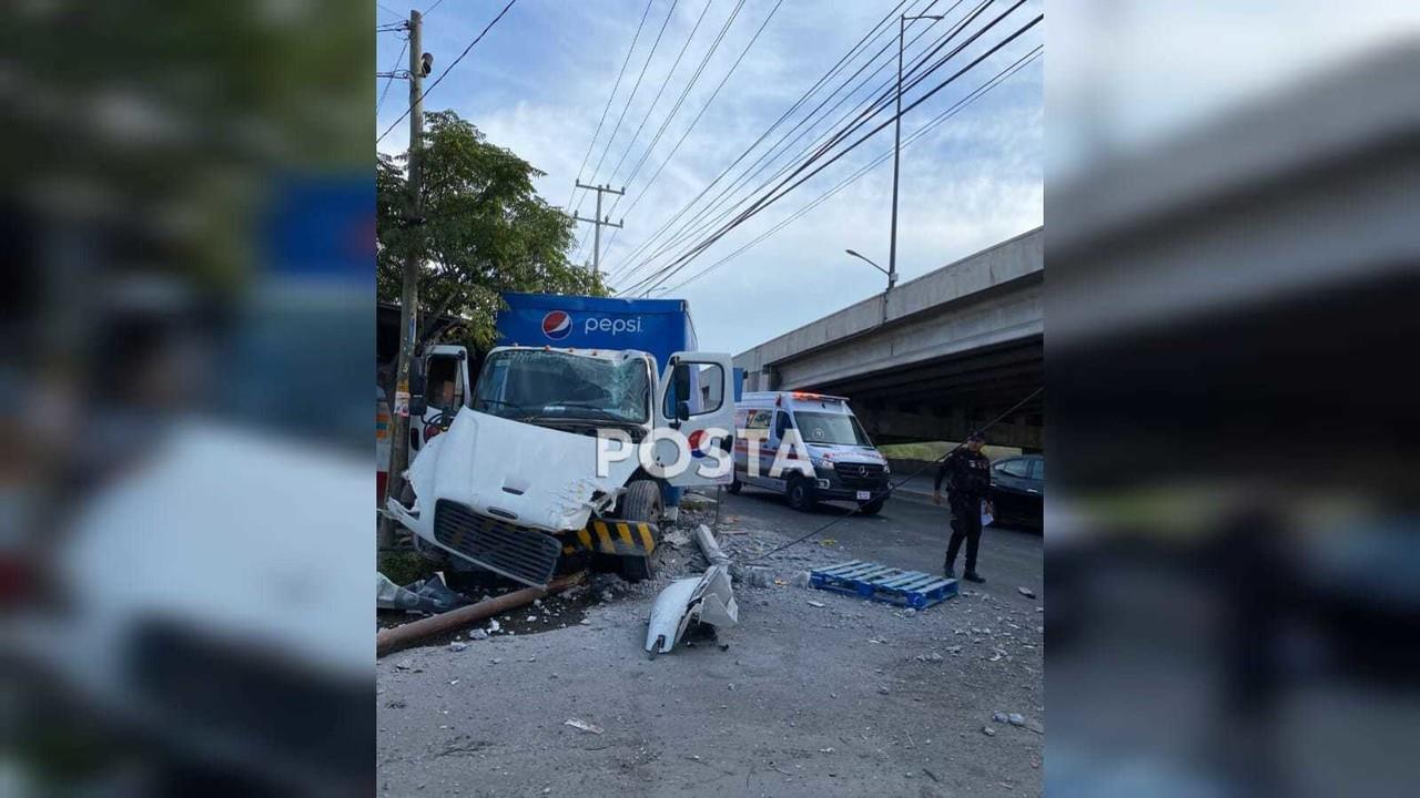 Lamentablemente, dos de las personas atropelladas perdieron la vida en el lugar del accidente, mientras que otra resultó gravemente lesionada. Foto: Especial/ POSTAMX