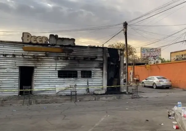 11 personas fallecen en incendio provocado por explosivo en un bar de Sonora