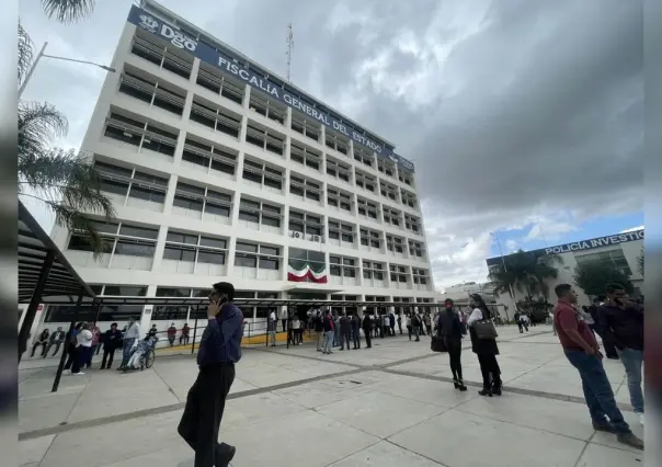 Detenidos padrastro y madre de bebé fallecida por golpiza