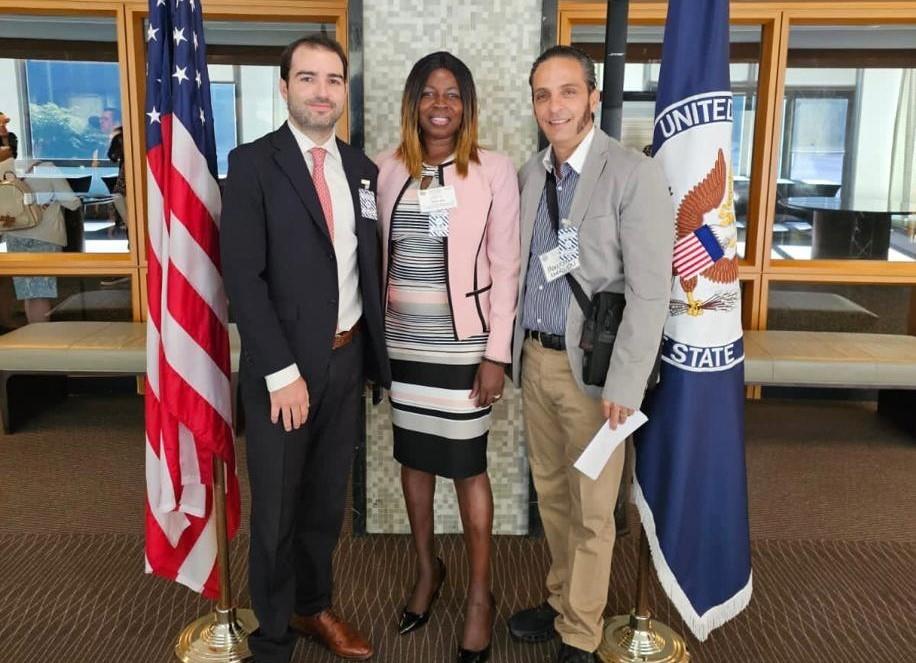 Marco González con Carolyn Myers, Directora de Transporte de Texas, y Pablo Gálvez, Director para Asuntos Fronterizos de la Secretaría de Relaciones Exteriores de México. Foto. Cortesía