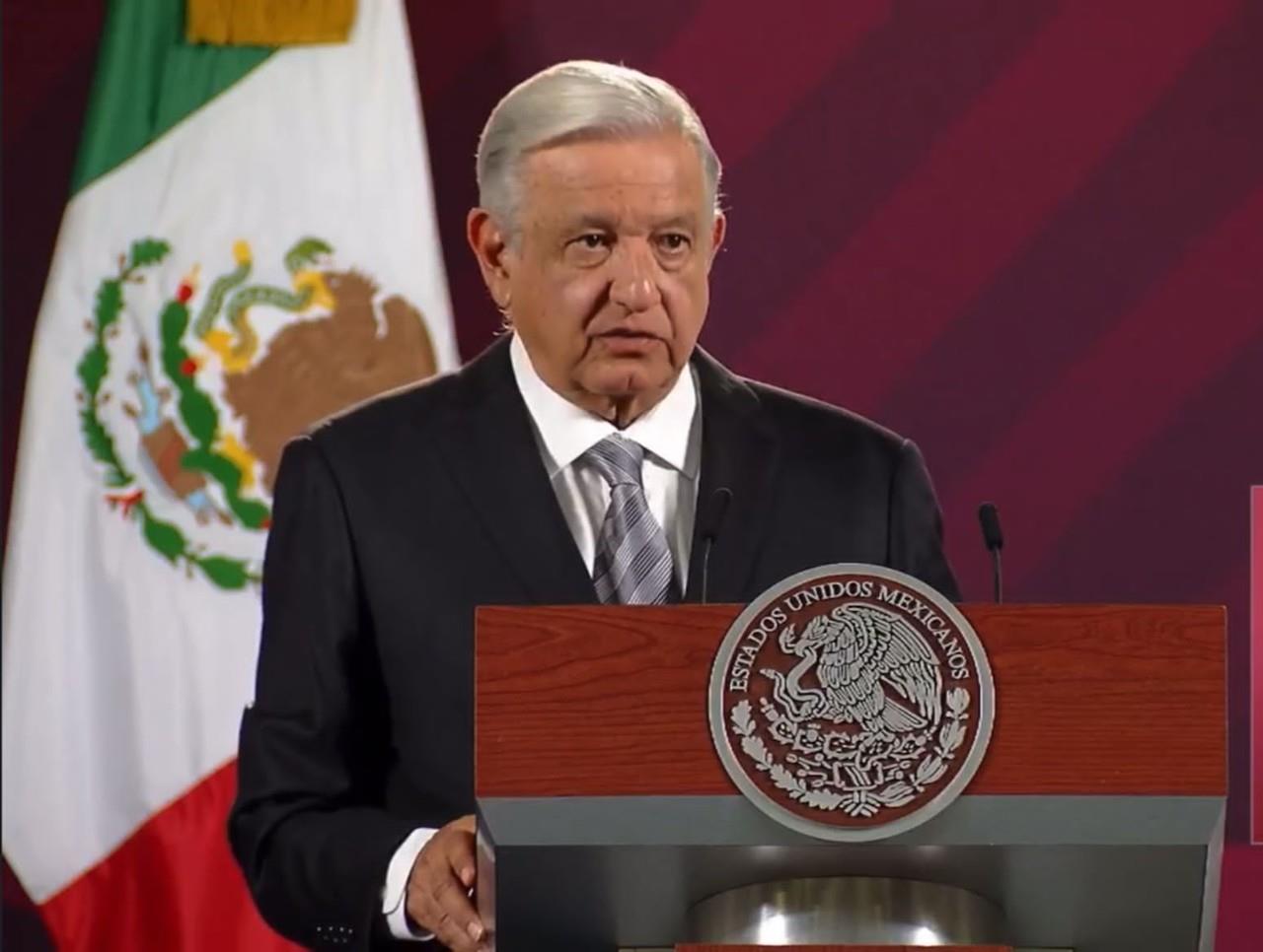 Aplaude AMLO denuncia de Biden contra gobernador de Texas por boyas en Río Bravo