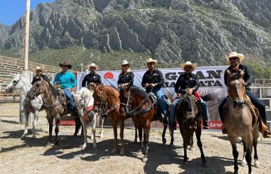 Invita Santa Catarina a la “Gran Cabalgata” en La Huasteca