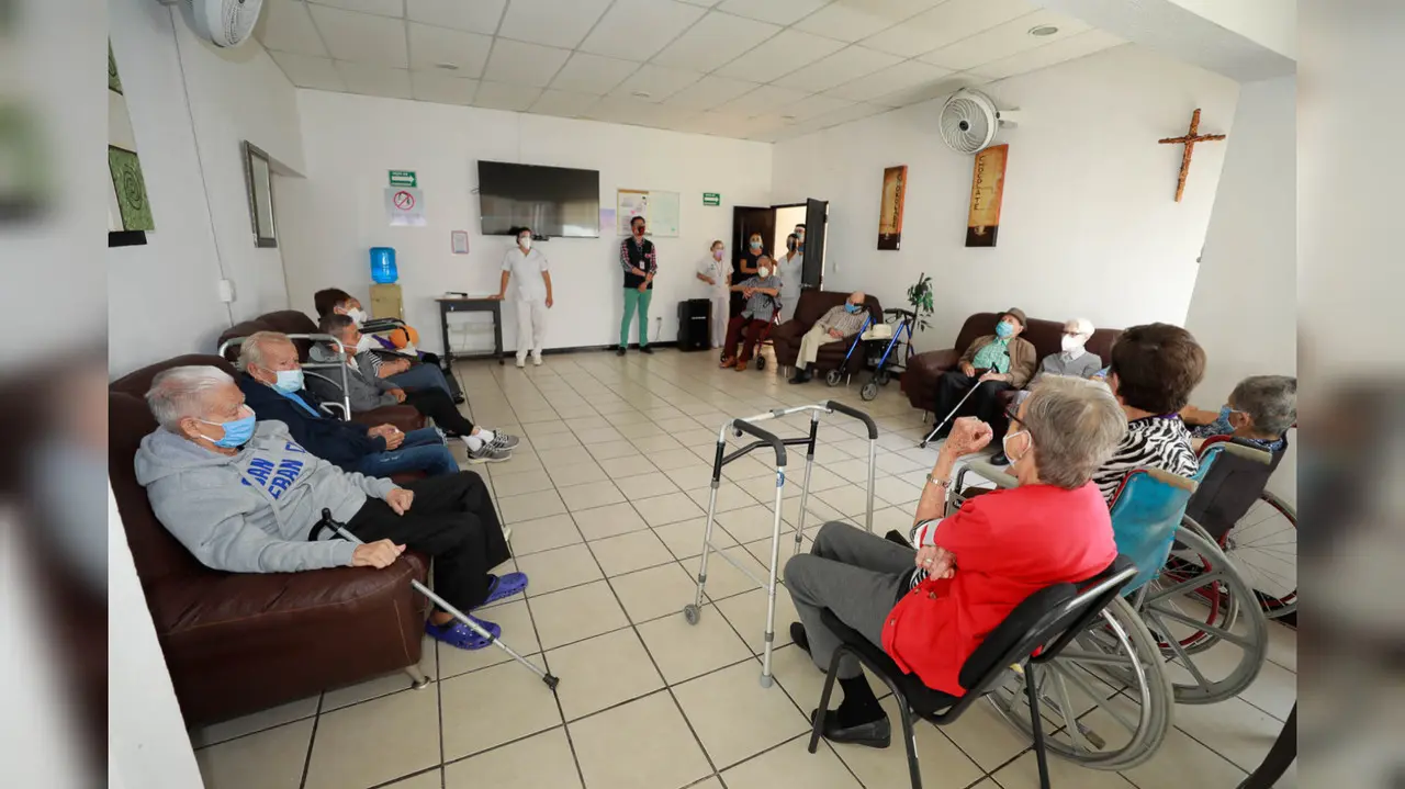 Buscan equipar La Ciudad del Anciano y la Escuela de la Tercera Edad