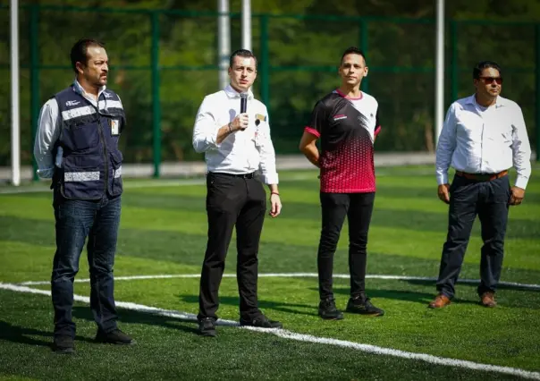 Rehabilita administración de Colosio, 26 canchas deportivas en Monterrey