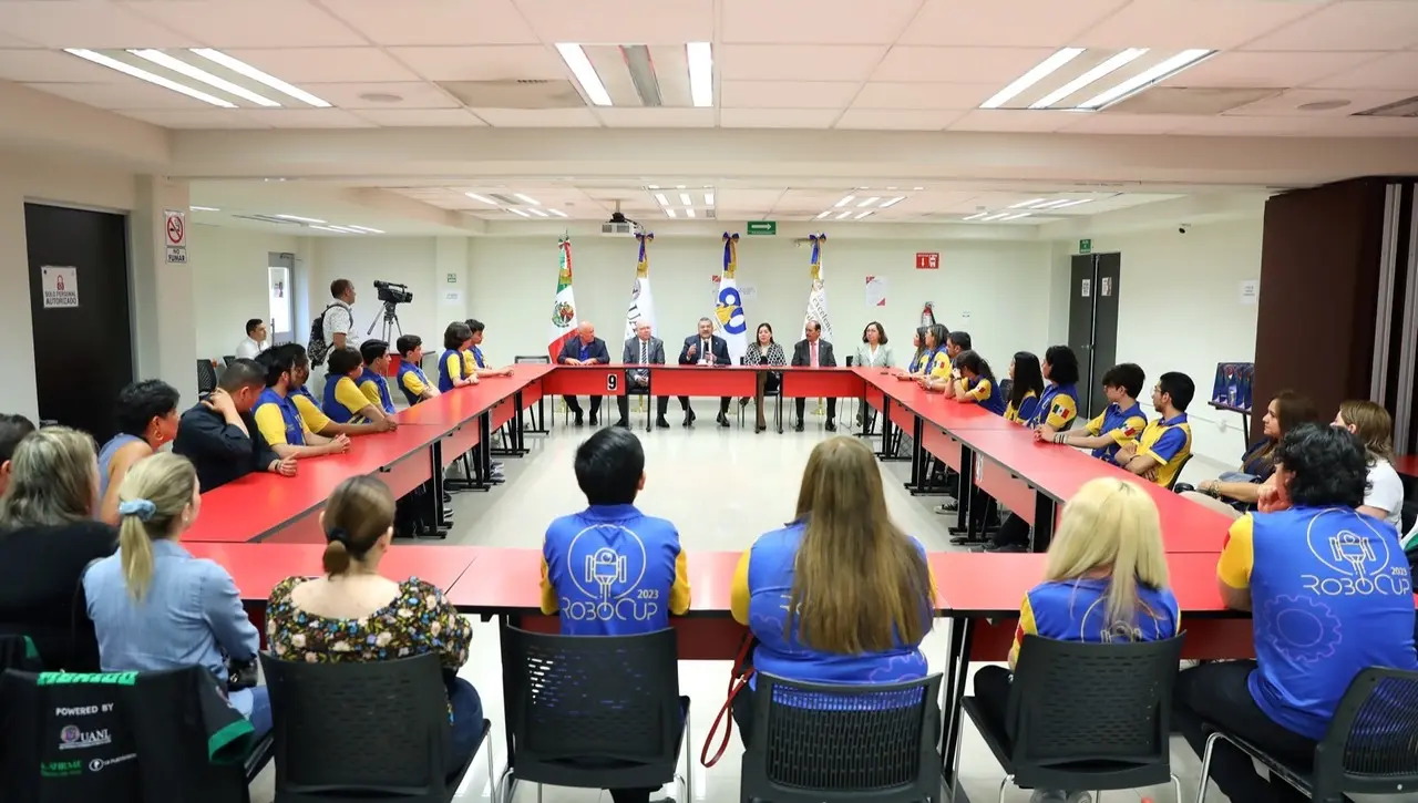 El 4 de julio los estudiantes de la UANL participaron en el Torneo Internacional de Robótica Robocup 2023 con sede en la Universidad de Burdeos.