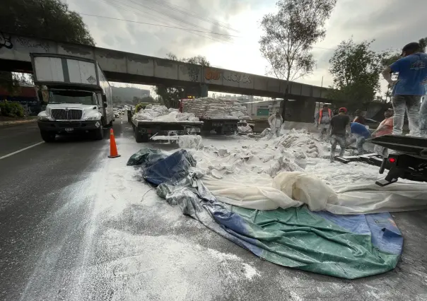 Vuelca camión y deja un lesionado en la México-Pachuca