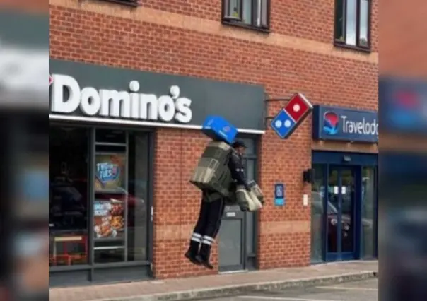 ¡No es un OVNI! Dominos Pizza estrena servicio de jetpack, llegan de volada