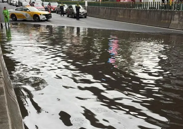 Lluvia provoca encharcamientos y caos vial en el Periférico