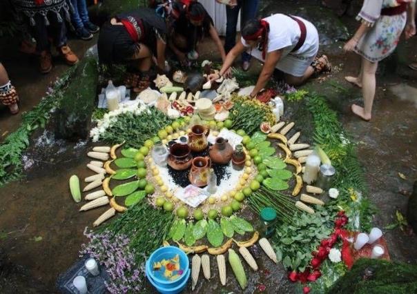 Se lleva a cabo la Ceremonia Toltecáyotl en Valle de Bravo