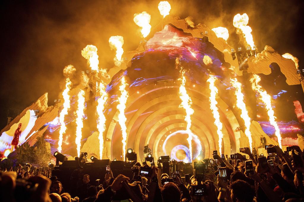 Travis Scott durante su presentación en el Día 1 del Festival de Música Astroworld en NRG Park. (Foto Amy Harris/Invision/AP, File)