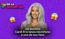 ¡Se enchiló! ¡ Cardi B le lanza un micrófono a una de sus fans.
