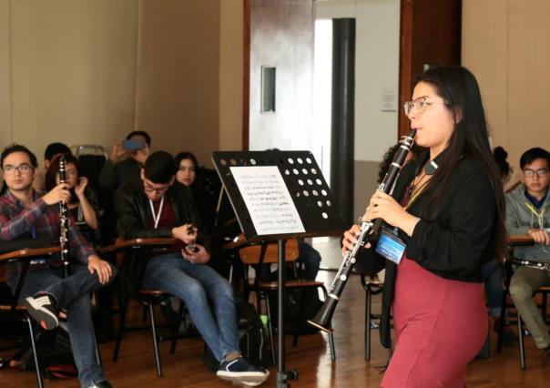 Llevan a cabo el tercer festival de música “El Nevado” en el conservatorio