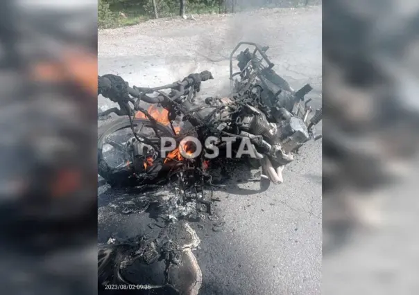 Muere joven mujer al accidentarse en motocicleta junto a su hermano