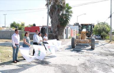 Dan banderazo a trabajos de repavimentación en la colonia Las Lomas de Juárez