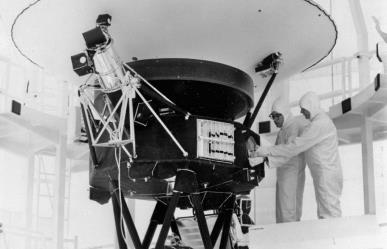 La NASA restablece contacto con Voyager 2 tras error