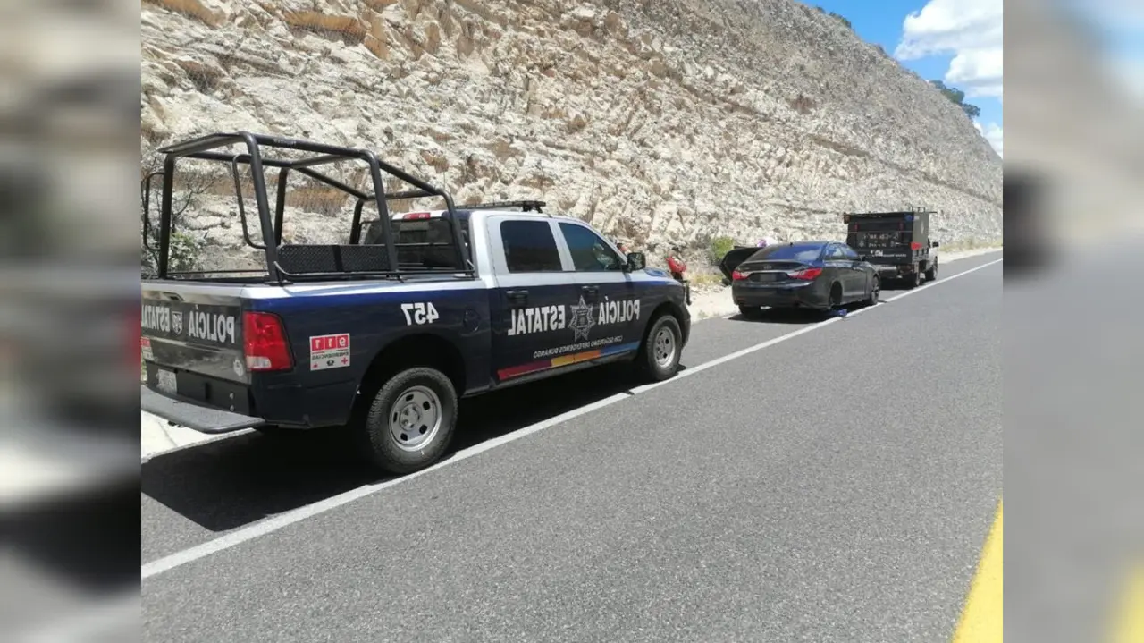 Refuerza Policía Estatal recorridos en carretera libre Durango - Mazatlán