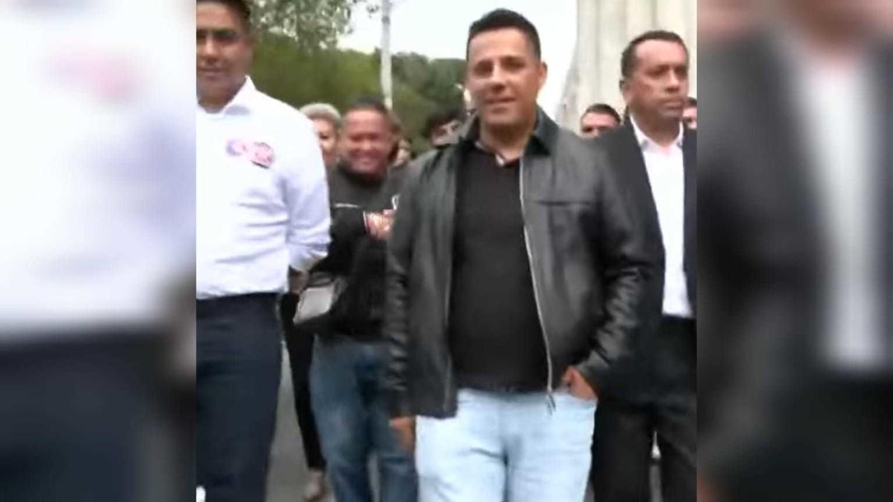 Luego de una reunión con el Vicefiscal del Estado de México, Jafet Sainz, dirigente nacional de la ACME, informó que realizarán recorridos con los grupos de autodefensas para evitar ser extorsionados. Foto: Captura de pantalla