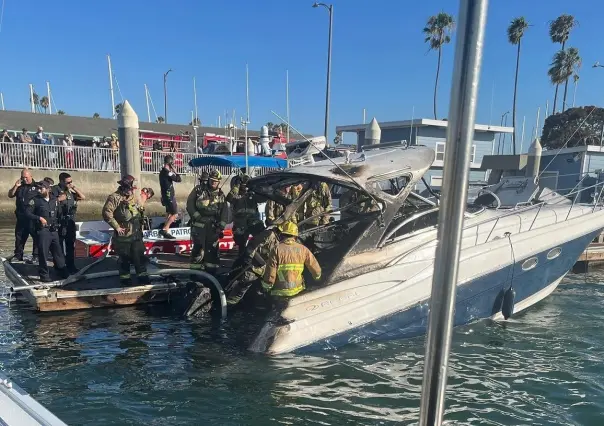 Se incendia bote en Long Beach, California; hay dos mujeres muertas y 3 heridos