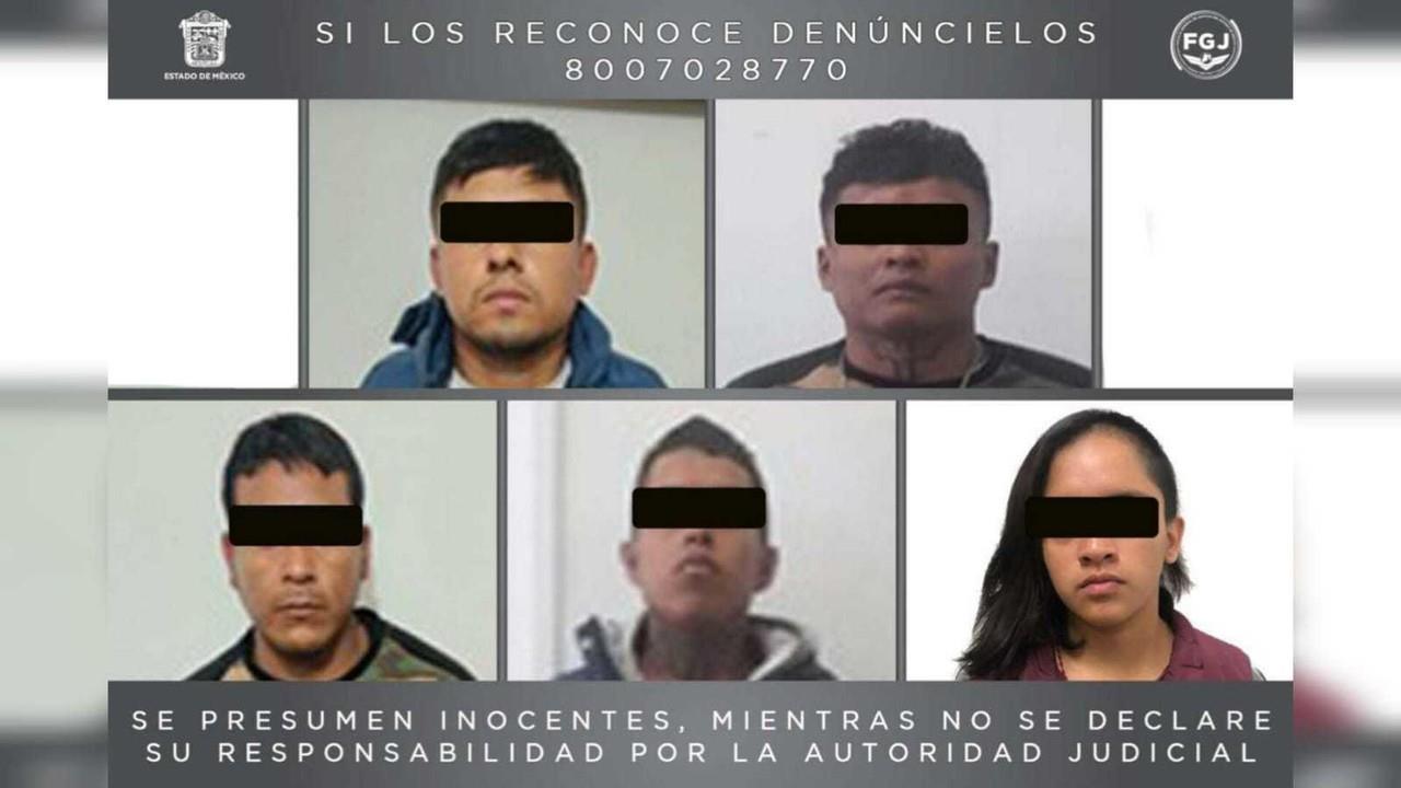 Marcos Christian “N”, Johan “N”, Ivonne “N”, Ricardo “N” y Evodio “N”, presuntos miembros de una célula delictiva relacionada con la Familia Michoacana; los investigan por secuestro. Foto: Cortesía