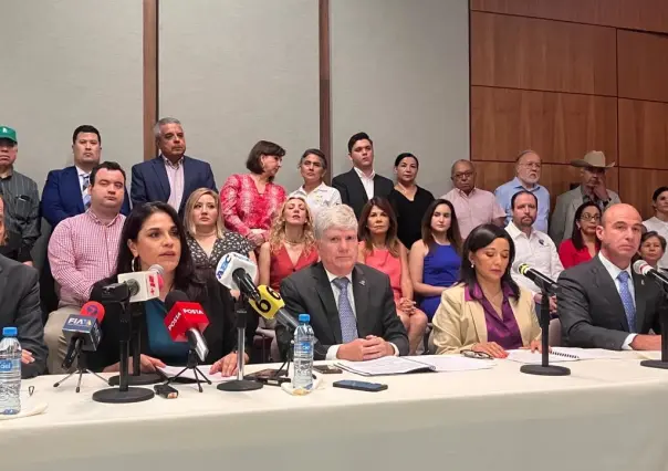 Comunidad educativa se pronuncian en contra de libros de texto gratuitos