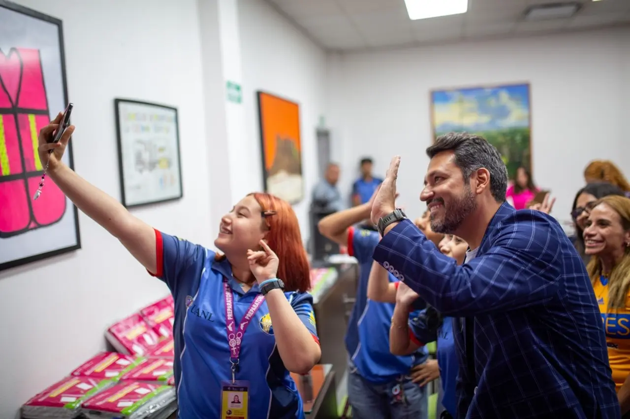 Inicia Guadalupe registro para útiles escolares para alumnos de prepa y facultad