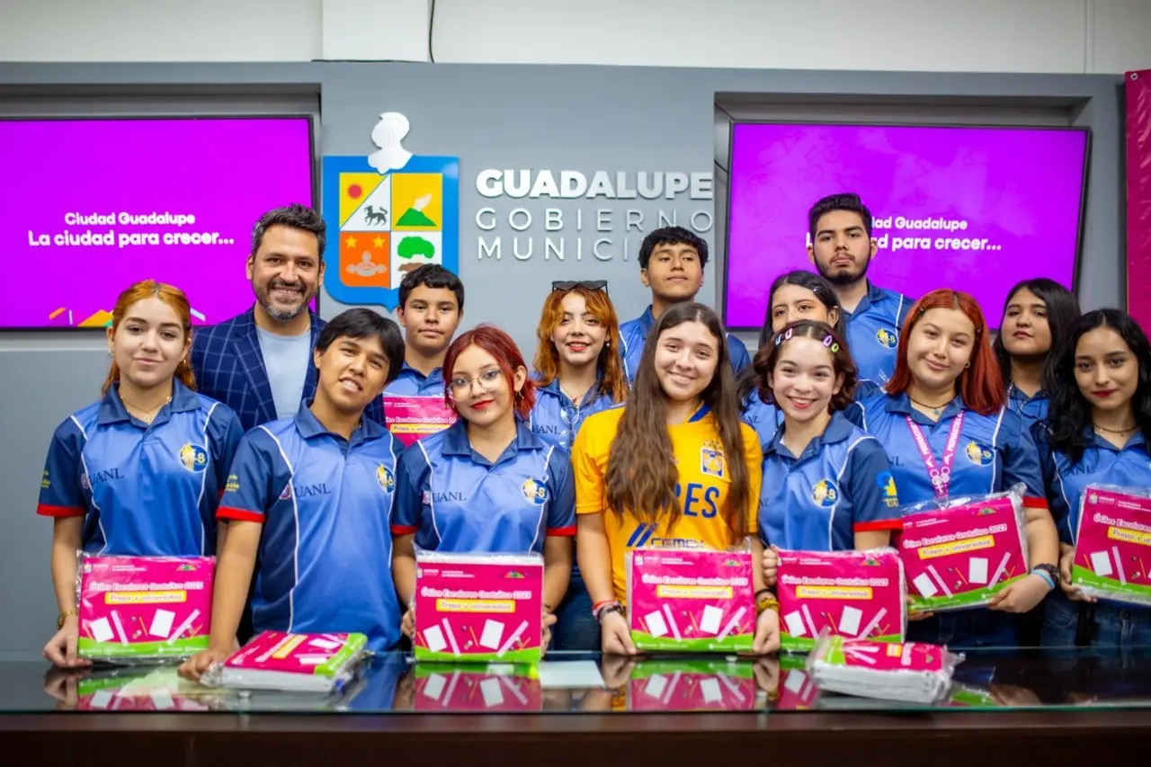 Inicia Guadalupe registro para útiles escolares para alumnos de prepa y facultad
