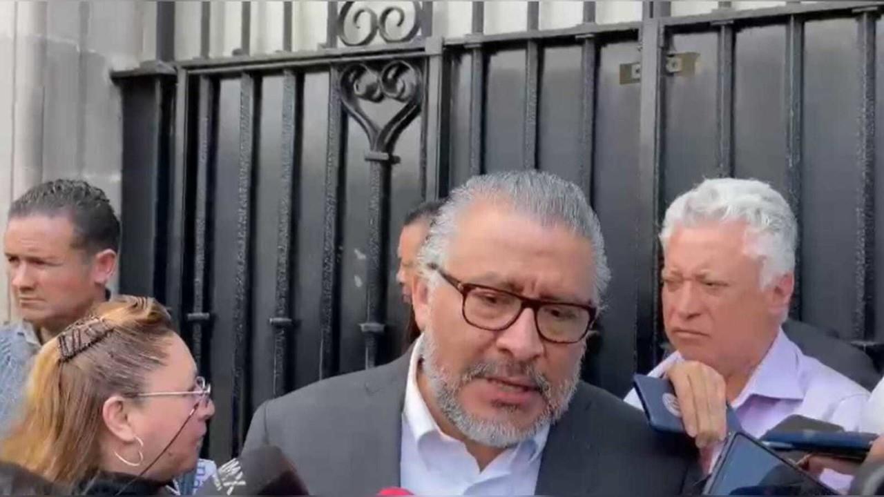 El Coordinador de Transición de Gobierno del Estado de México, Horacio Duarte, informó que el presidente López Obrador le confirmó a la maestra Delfina Gómez, que la acompañará en el acto protocolario en el recinto legislativo. Foto: Captura de pantalla.