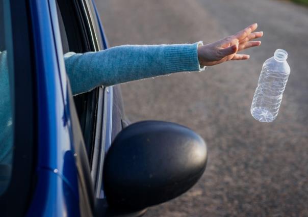 Multaran con más de 10 mil pesos a quien tire basura en la calle en Pachuca