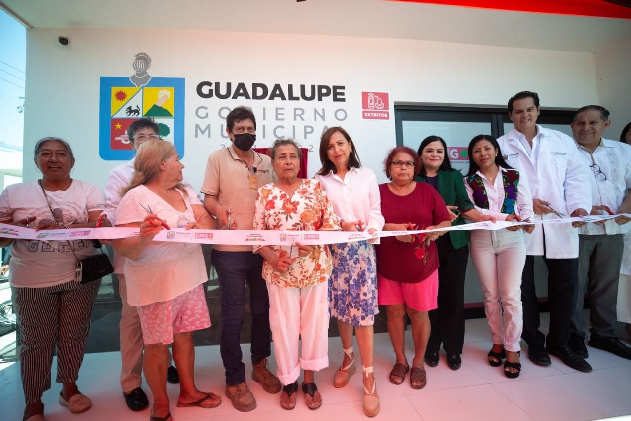 Inauguran dos Centros Médicos Guadalupe en Santa Cruz y Zona Norte