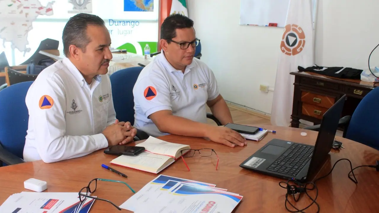 Actualmente se trabaja en la capacitación del personal de los municipios para la realización del Atlas de Riesgo. Foto: Protección Civil Estatal.