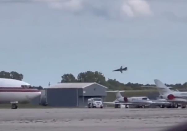 Se impacta avión durante una exhibición aérea en Michigan