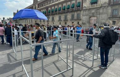 Integrantes de la ANUEE instalan plantón por 72 horas frente a Palacio Nacional