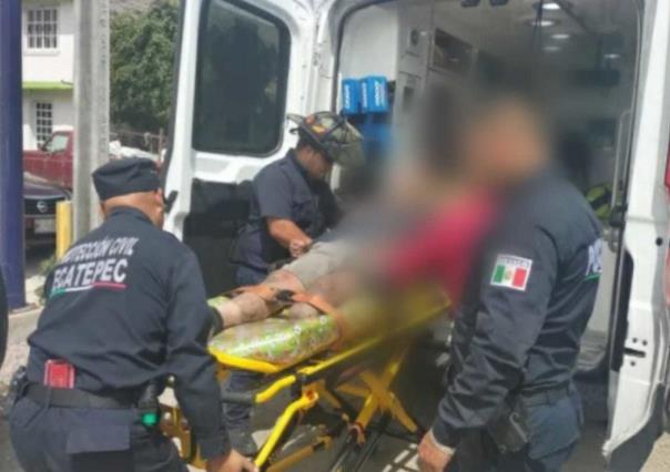 VIDEO: Acusa discapacitado a esposa de lanzarlo a canal en Ecatepec