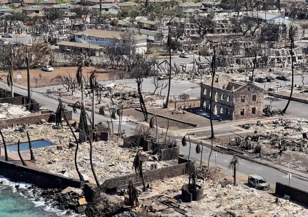 Sube a 106 la cifra de muertos por incendios en Hawái