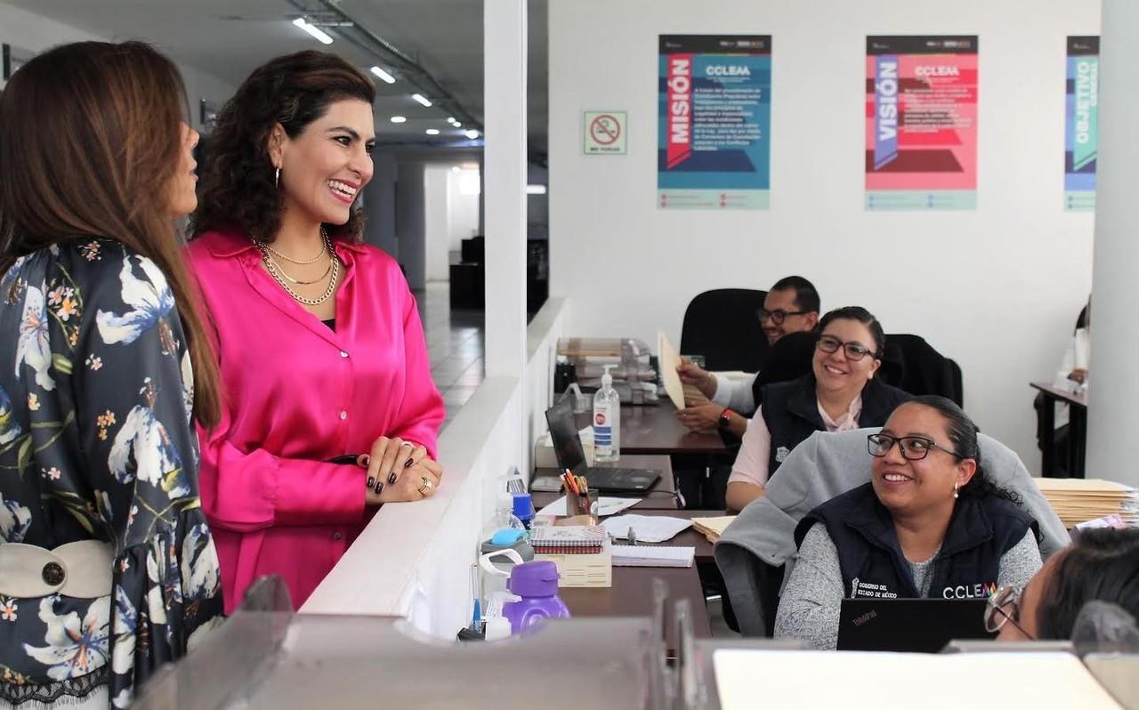 Secretaria del Trabajo, Maribel Góngora Espinosa, en el Centro de Conciliación Laboral del Estado de México. Crédito: CCLEM.