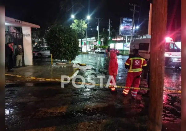 Muere adulto mayor al caer frente a la FECA