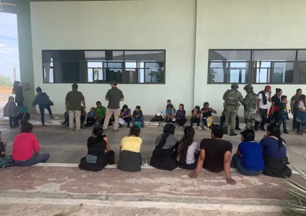 Rescatan a 54 migrantes en Cruillas, Tamaulipas