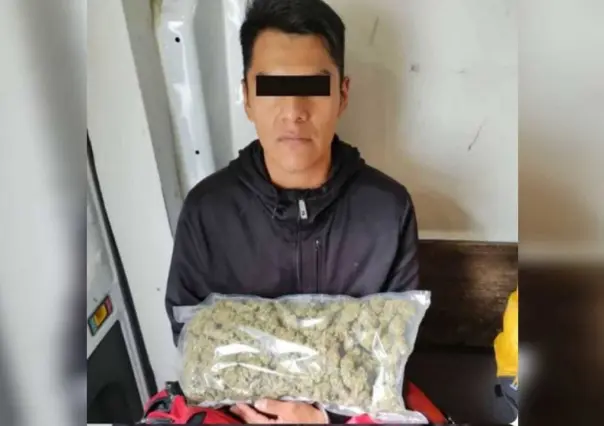 Llevaba maleta, pero no iba de viaje; cae pasajero con marihuana en Naucalpan