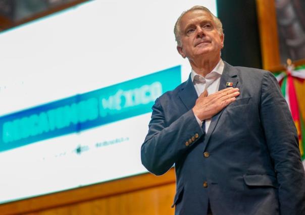 Santiago Creel declina a favor de Xóchitl Gálvez