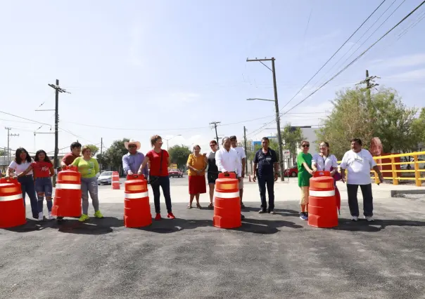 Andrés Mijes supervisa proyecto de obra pluvial y vialidad en Monterreal