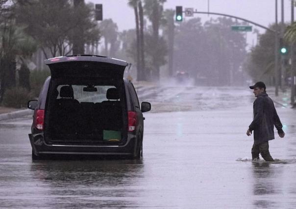 Hilary llega a California con fuertes lluvias