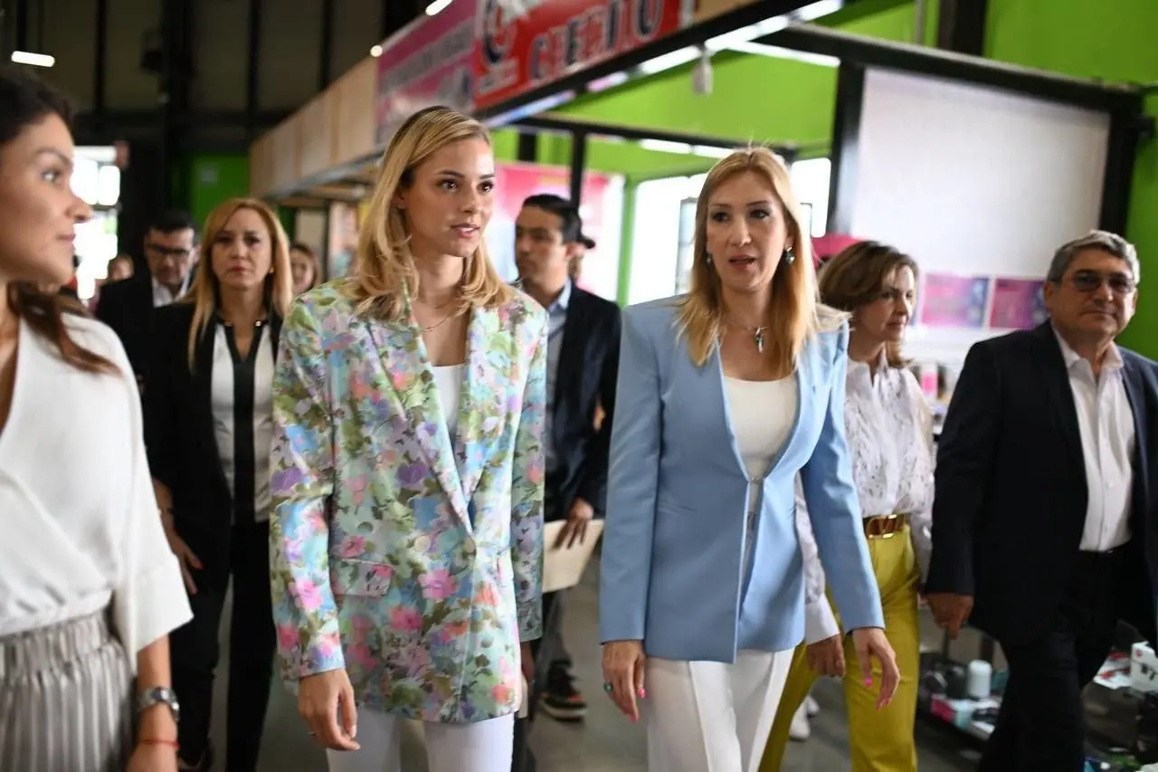 Mariana inaugura lactario en Paraje San José en García