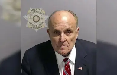 Rudy Giuliani se entrega en Georgia por caso de fraude electoral de Trump