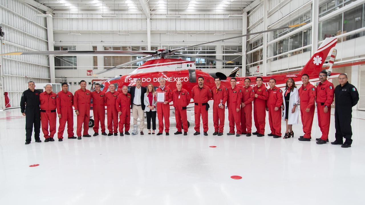 La Unidad de Rescate Aéreo “Relámpagos” es parte fundamental en su misión, ya que gracias a su apoyo se logra acortar el tiempo de traslado, el cual es vital para el estado de salud de los pacientes, reconoció la fundación Michou y Mau. Foto: Cortesía